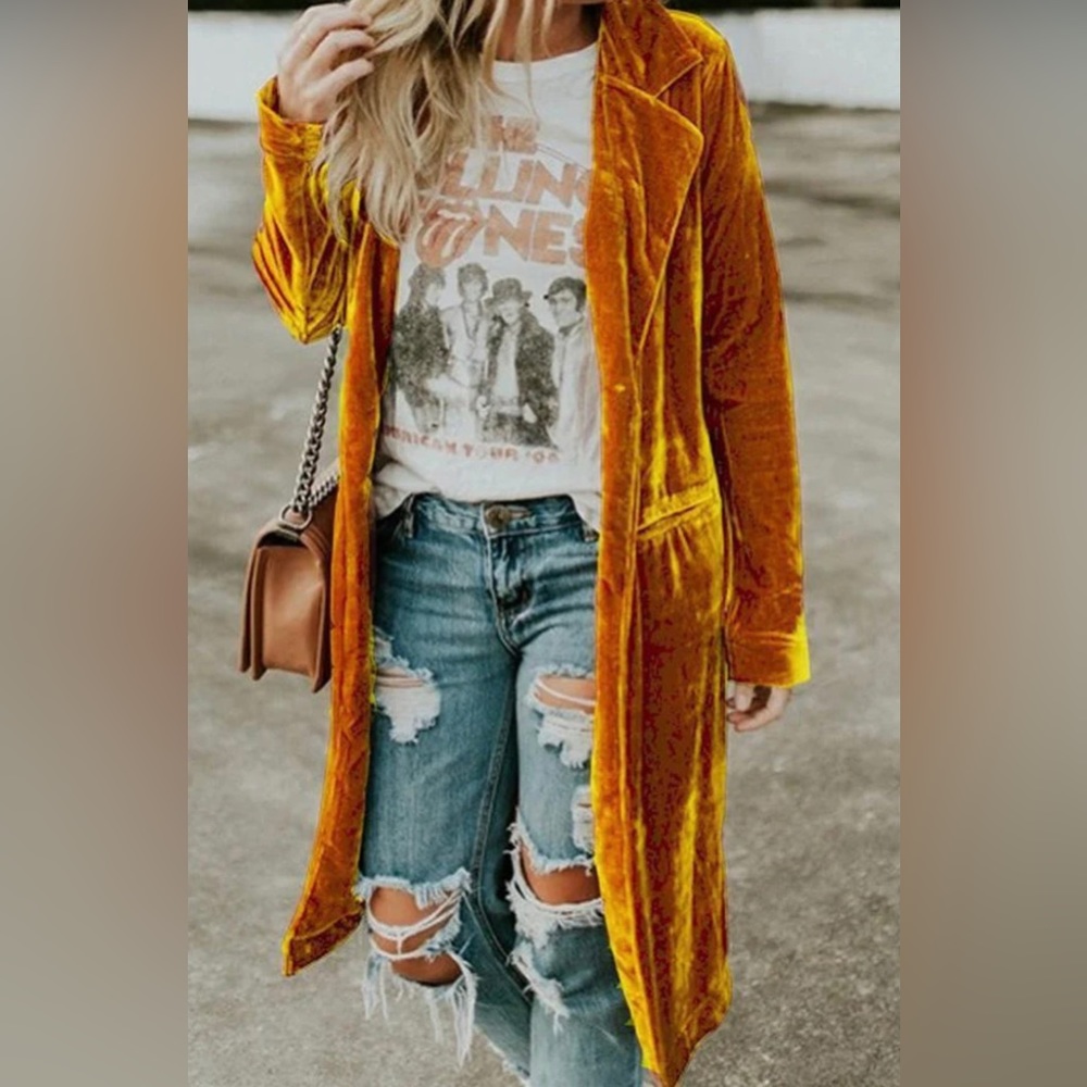 Lilipretty Clasic Moments Retro Velvet Pocket Coat